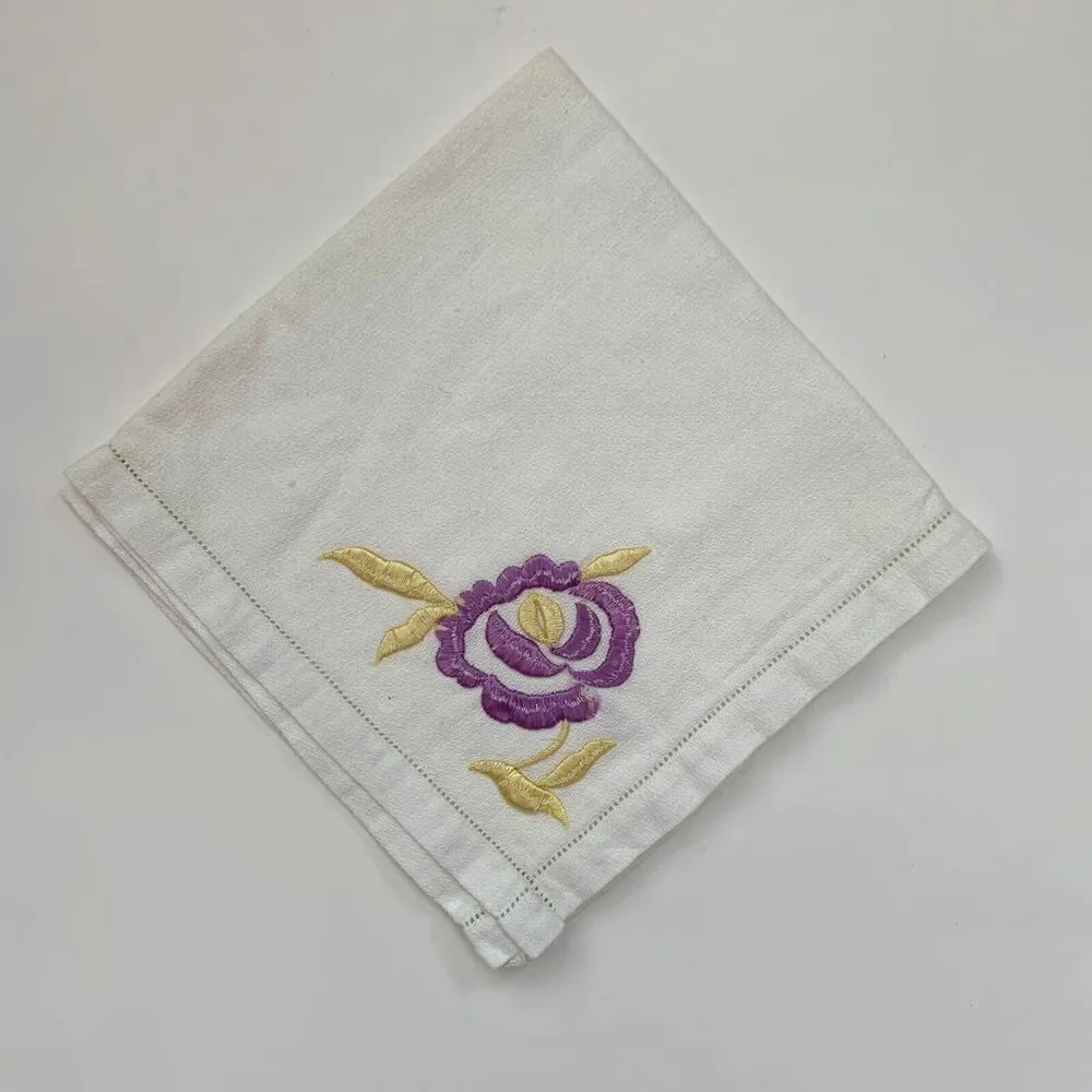 Unbranded embroidered floral